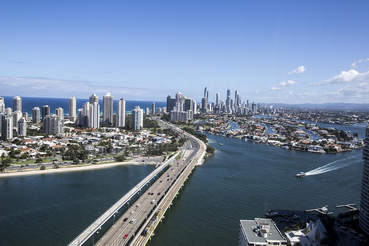 Pelicanstay In Southport Gold Coast Exterior photo